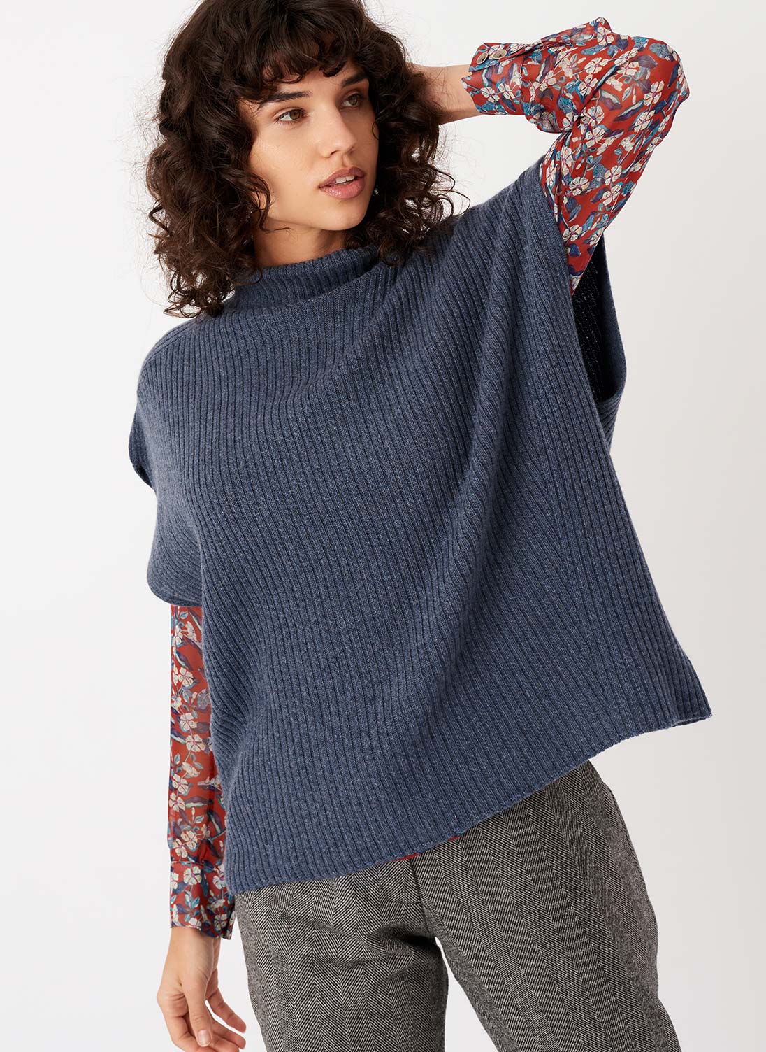 Cashmere Ribbed Poncho Lead